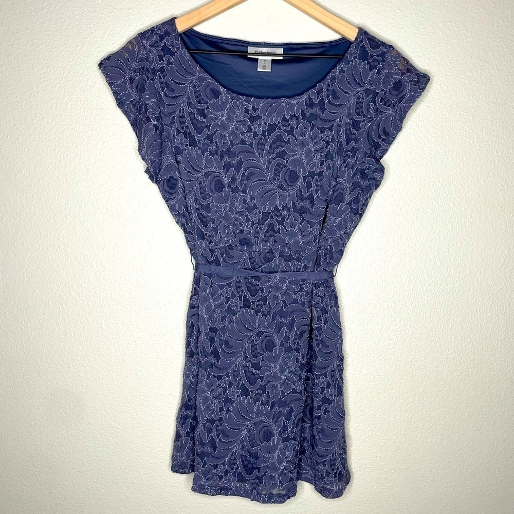 Motherhood Maternity Medium Lace Shirt with belt tie